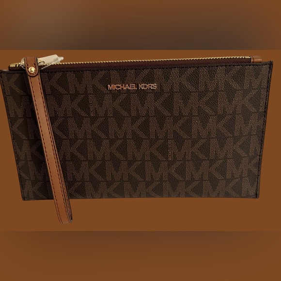 New MICHAEL KORS JET SET LG ZIP CLUTCH  MK LOGO BRN/LUGGAGE CLUTCH WRISTLET - Picture 15 of 16